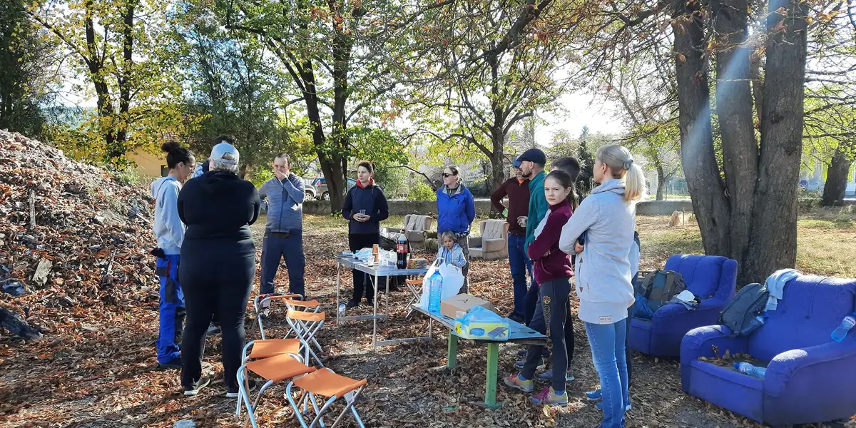 Доброволци