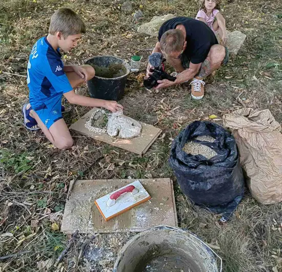 Деца и глина (1)